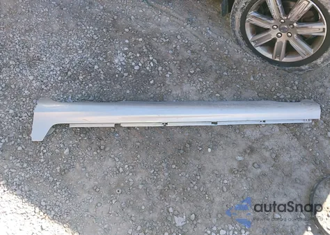 2017 Volvo Xc60 T5 Inscription z USA, uszkodzony, nr VIN YV440MDU3H2008371